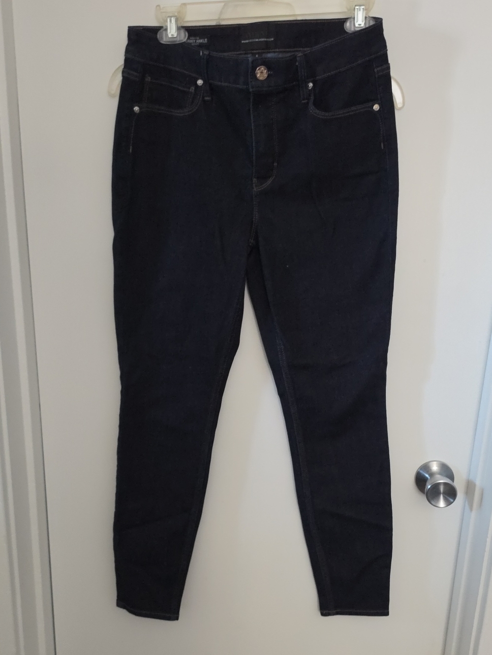 White House Black Market Women's Dark Indigo Skinny Jeans